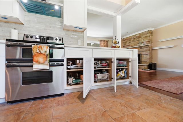 2756 Cottonwood Drive, Springfield, OH 45504