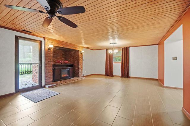 2756 Cottonwood Drive, Springfield, OH 45504