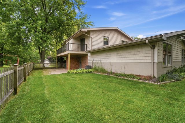 2756 Cottonwood Drive, Springfield, OH 45504