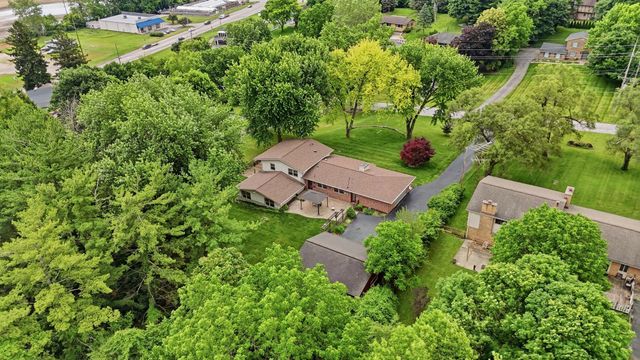 2756 Cottonwood Drive, Springfield, OH 45504