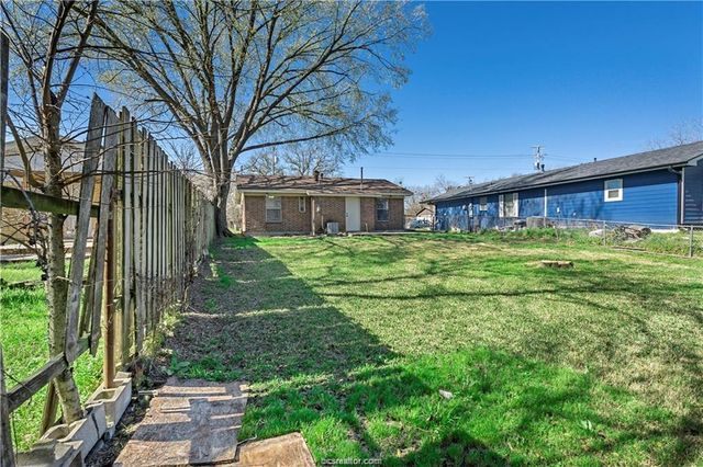 1907 Orman Street, Bryan, TX 77801
