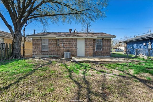 1907 Orman Street, Bryan, TX 77801