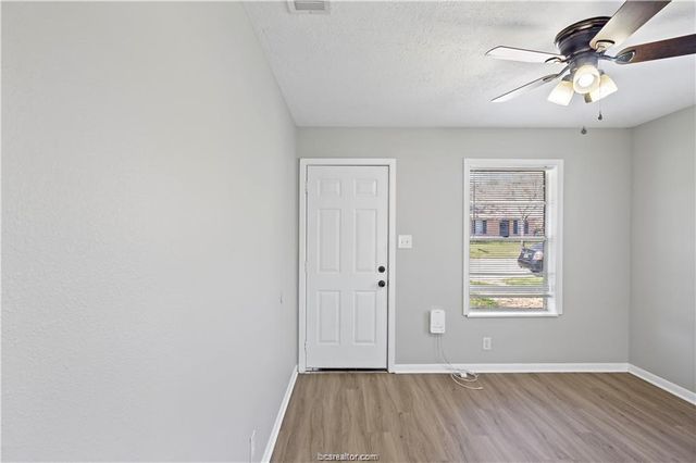 1907 Orman Street, Bryan, TX 77801