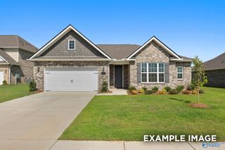 907 Ronnie Drive, Hartselle, AL 35640