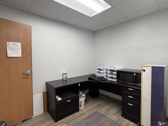 8357 Telegraph Road, Taylor, MI 48180