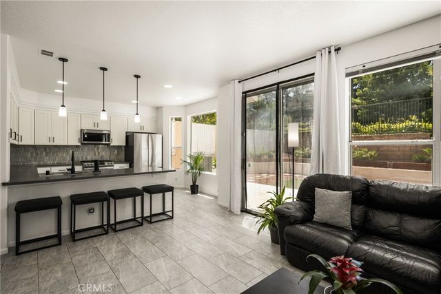 8610 E Silver Ridge, Anaheim Hills, CA 92808