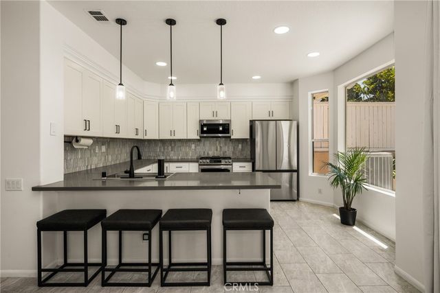 8610 E Silver Ridge, Anaheim Hills, CA 92808