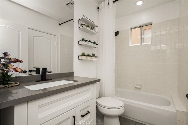 8610 E Silver Ridge, Anaheim Hills, CA 92808