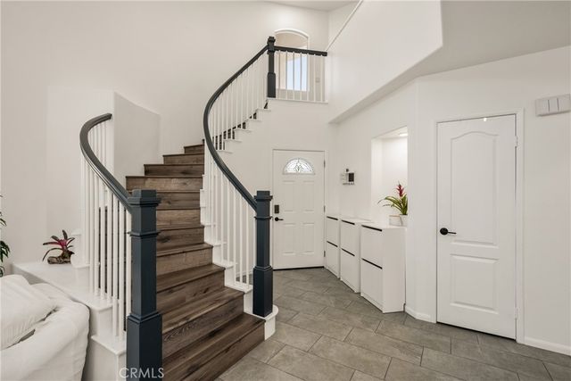 8610 E Silver Ridge, Anaheim Hills, CA 92808