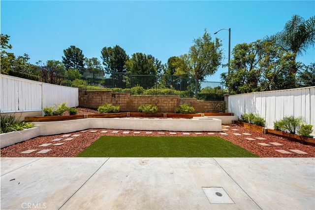 8610 E Silver Ridge, Anaheim Hills, CA 92808