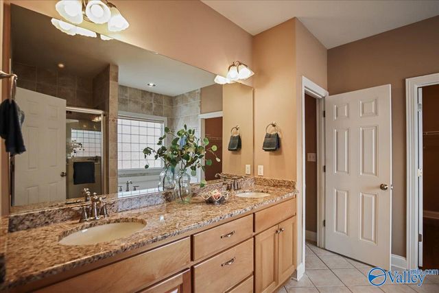 110 Arrow Path Drive, Huntsville, AL 35806