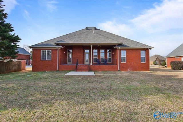 110 Arrow Path Drive, Huntsville, AL 35806