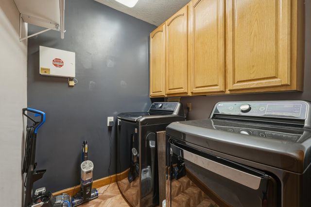 109 Dogwood Lane, South Point, OH 45680