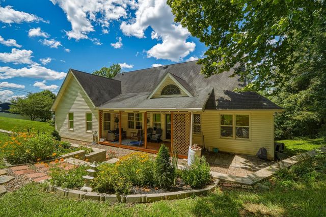 109 Dogwood Lane, South Point, OH 45680