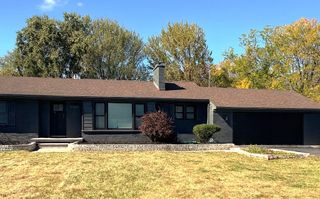 5681 Houghten Drive, Troy, MI 48098