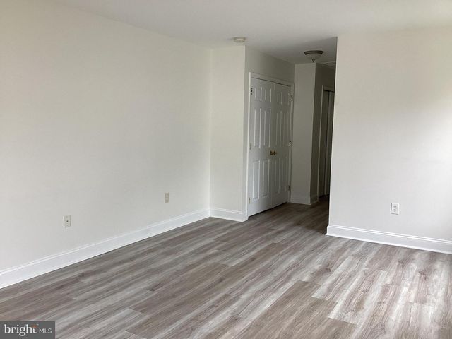 36 WEAVER DR, Marlton, NJ 08053