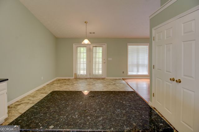 195 Manor Oak Drive, Covington, GA 30014