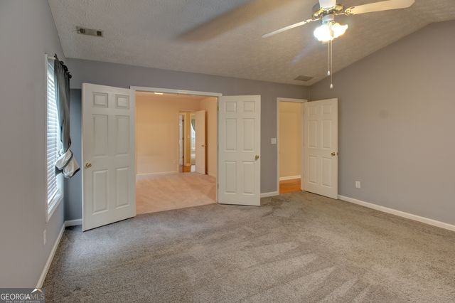 195 Manor Oak Drive, Covington, GA 30014