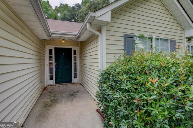 195 Manor Oak Drive, Covington, GA 30014