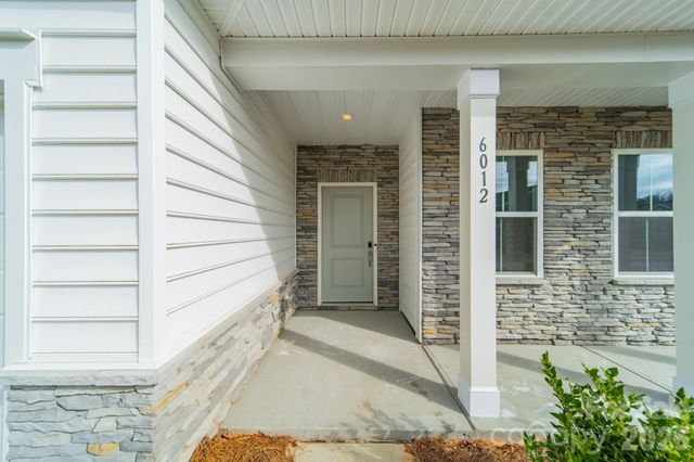 6012 Chumbley Point Road, Charlotte, NC 28215