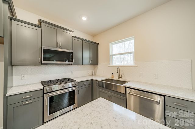 6012 Chumbley Point Road, Charlotte, NC 28215
