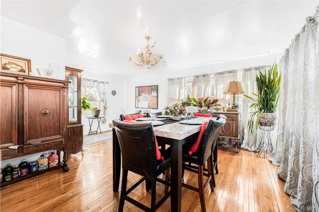 233 Clunie Avenue, Yonkers, NY 10703