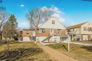 233 Clunie Avenue, Yonkers, NY 10703