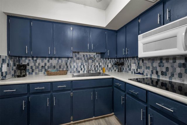 2370 JAMAICAN STREET 64, Clearwater, FL 33763