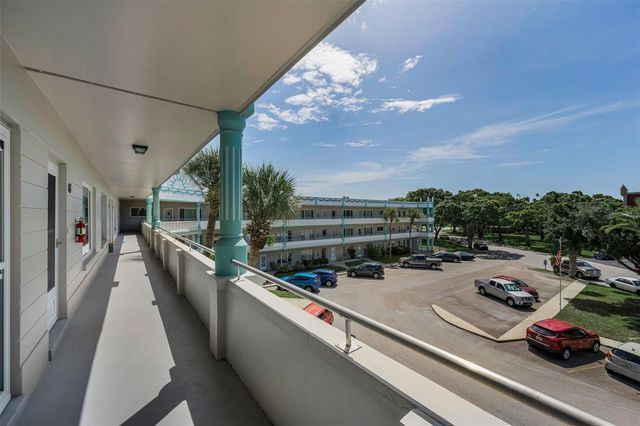 2370 JAMAICAN STREET 64, Clearwater, FL 33763