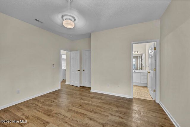 1042 Maplechase Drive SE, Leland, NC 28451