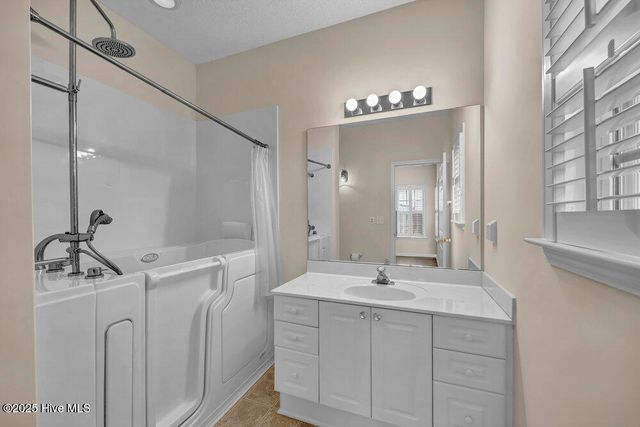 1042 Maplechase Drive SE, Leland, NC 28451