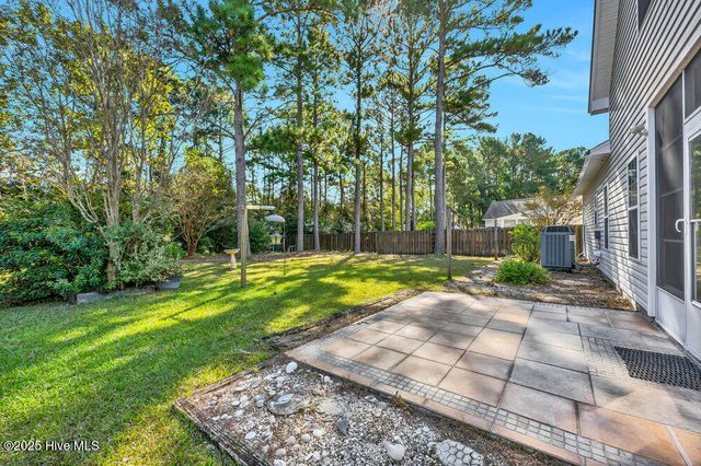1042 Maplechase Drive SE, Leland, NC 28451
