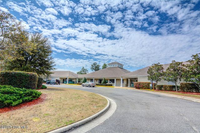 1042 Maplechase Drive SE, Leland, NC 28451