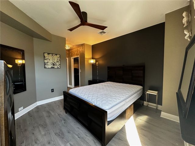 151 Fort Pitt Blvd 902, Downtown Pgh, PA 15222