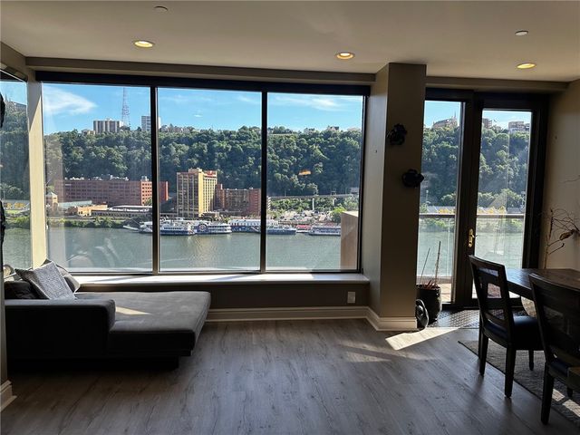 151 Fort Pitt Blvd 902, Downtown Pgh, PA 15222