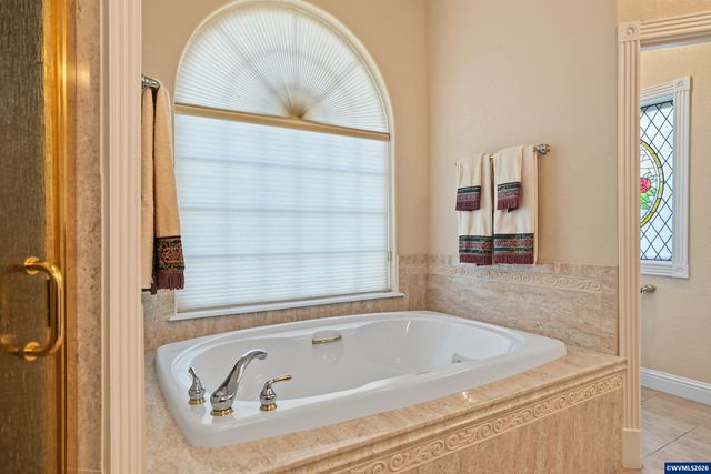 740 Hazeltine Av SE, Salem, OR 97306