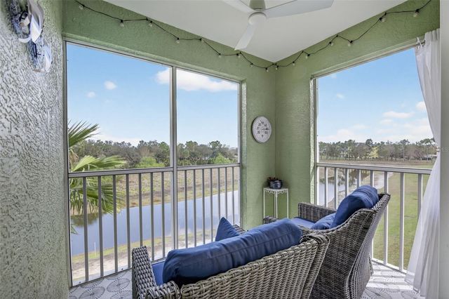 2020 WILLOW HAMMOCK CIRCLE 304, Punta Gorda, FL 33983