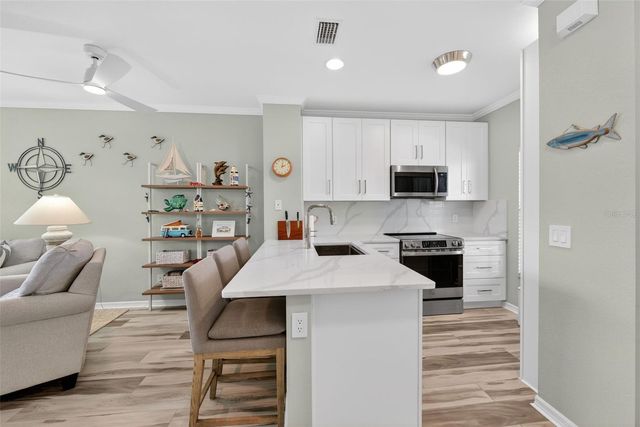 2020 WILLOW HAMMOCK CIRCLE 304, Punta Gorda, FL 33983