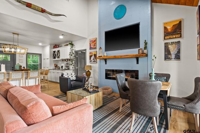 1284 Lake Franklin Dr, Winnsboro, TX 75494