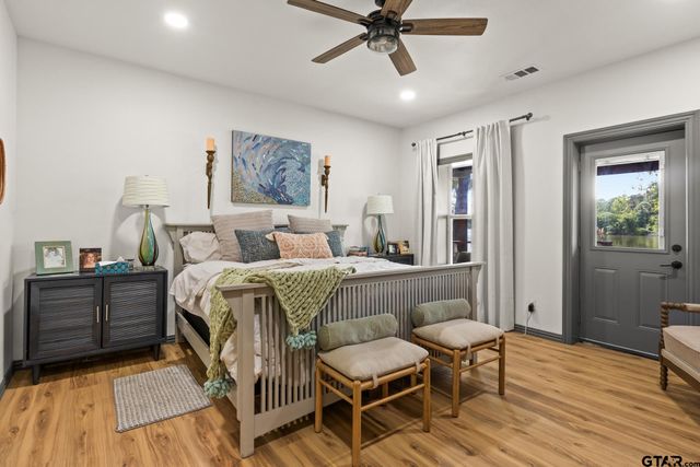 1284 Lake Franklin Dr, Winnsboro, TX 75494