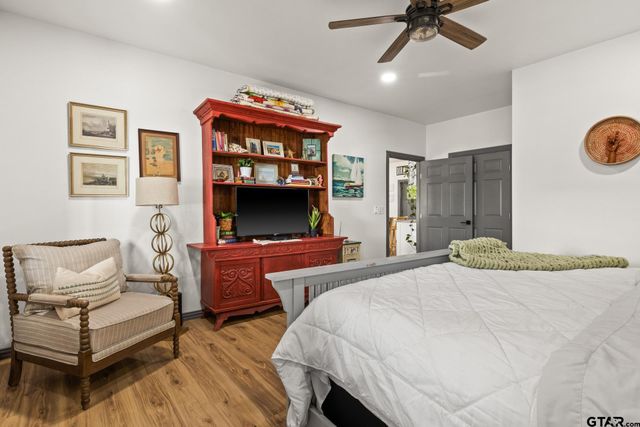 1284 Lake Franklin Dr, Winnsboro, TX 75494