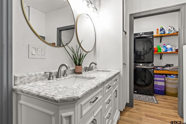 1284 Lake Franklin Dr, Winnsboro, TX 75494