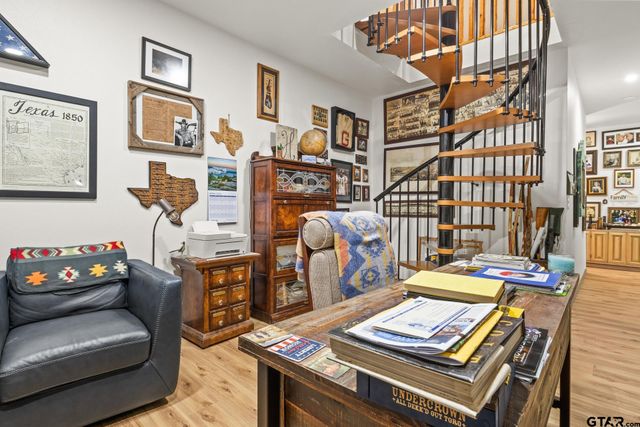 1284 Lake Franklin Dr, Winnsboro, TX 75494