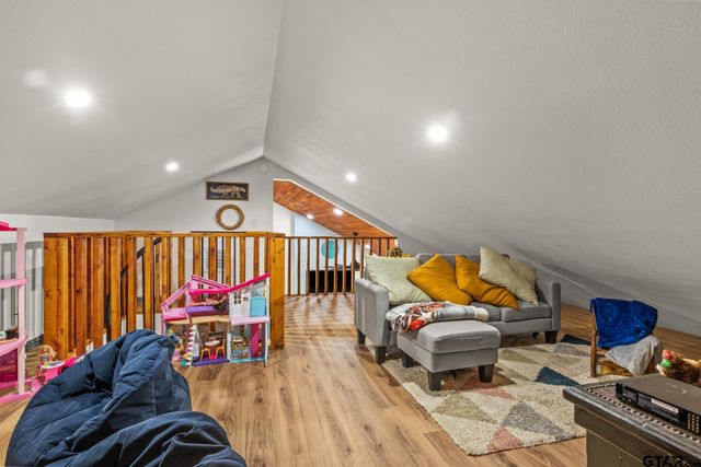 1284 Lake Franklin Dr, Winnsboro, TX 75494