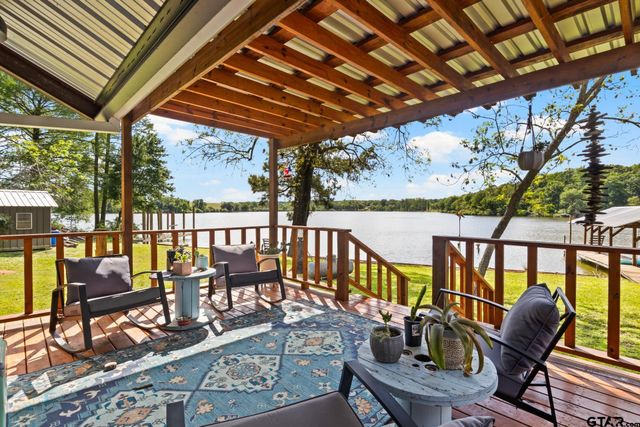 1284 Lake Franklin Dr, Winnsboro, TX 75494