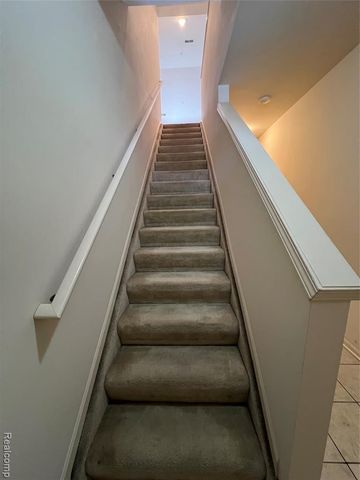 316 N Wixom Road 33, Wixom, MI 48393