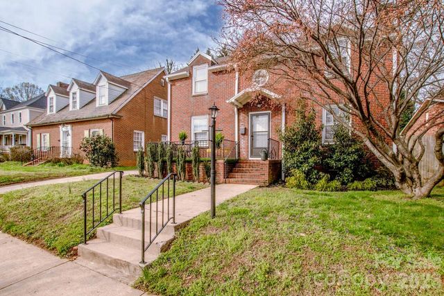 416 S Race Street, Statesville, NC 28677