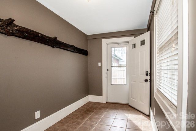 416 S Race Street, Statesville, NC 28677