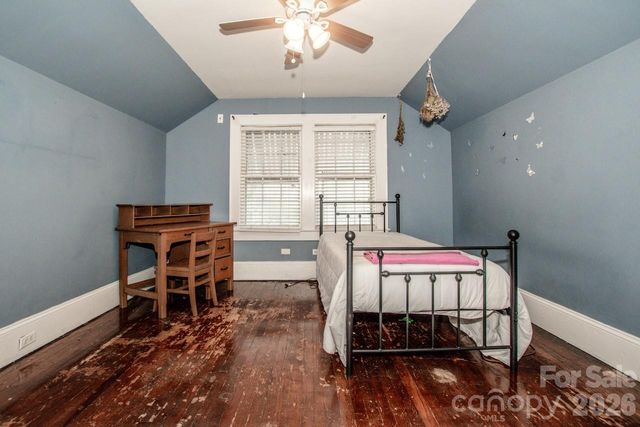 416 S Race Street, Statesville, NC 28677