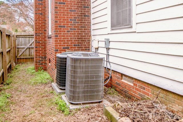 416 S Race Street, Statesville, NC 28677